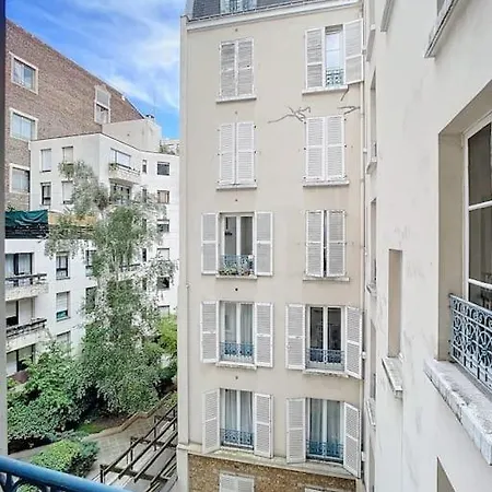 49-le Cocon-métro à 1mn *