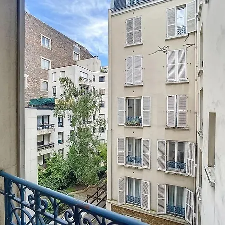 49-le Cocon-métro à 1mn Parigi