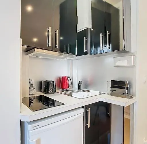 49-le Cocon-metro A 1mn *