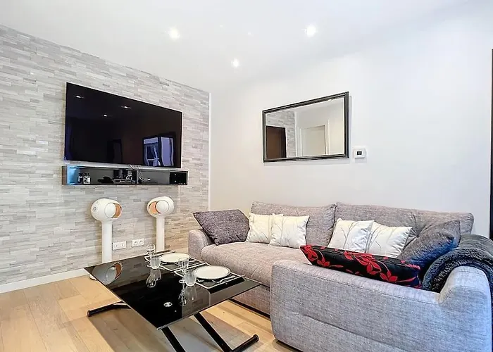 49-le Cocon-metro A 1mn