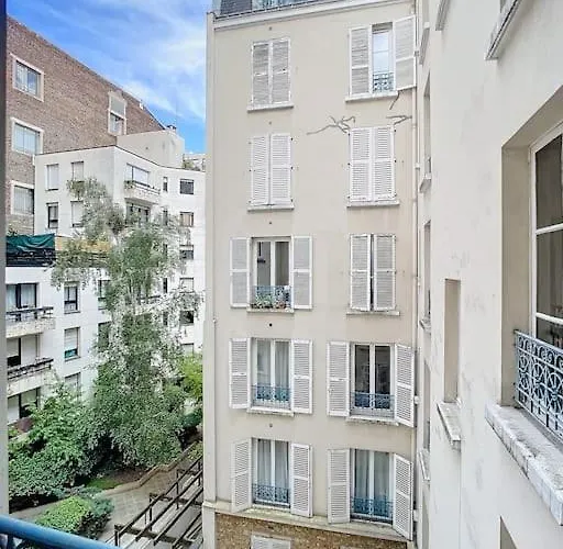 49-le Cocon-metro A 1mn *