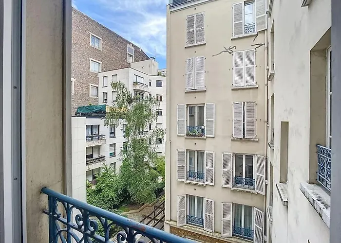 49-le Cocon-metro A 1mn 파리