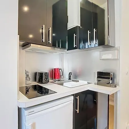 49-le Cocon-metro A 1mn *