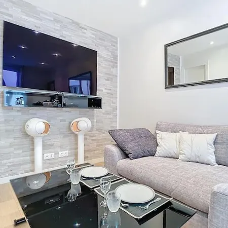 49-le Cocon-metro A 1mn Appartement